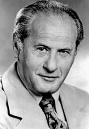 Eli Wallach