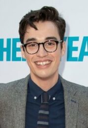 Joey Bragg